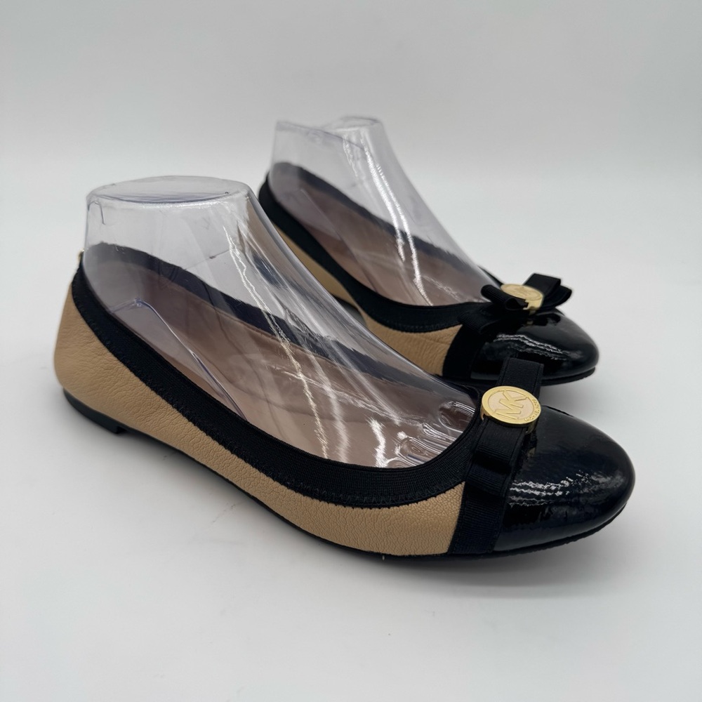 Michael Kors Tan Leather Black Cap Toe Bow Logo Ballet Flats Size 7.5